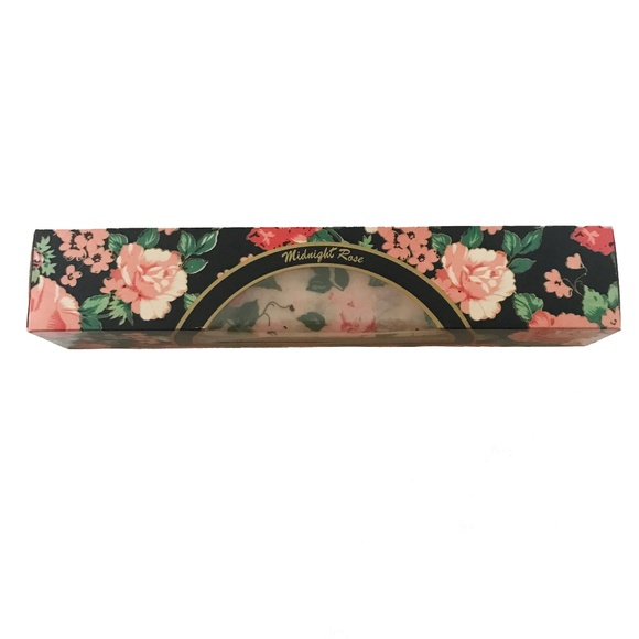 NWOT Midnight Rose Scented Drawer Liner - Picture 1 of 2